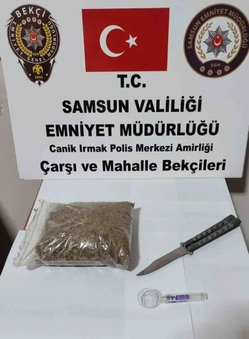 Samsun’da bekçiler şüpheli araçta uyuşturucu ele geçirdi
