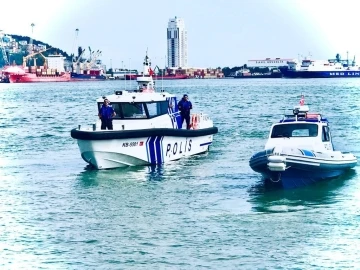 Samsun’da deniz polisi kaçak salyangoz ve midye avcılarına göz açtırmıyor
