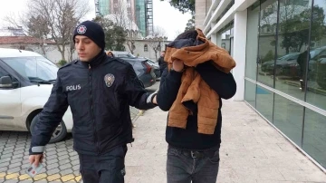 Samsun’da iş yerinden hırsızlık yapan genç tutuklandı
