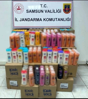 Samsun’da jandarma 875 kutu sahte şampuan ve saç kremi ele geçirdi
