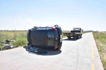 Şanlıurfa’da öğretmenleri taşıyan otomobil takla attı: 1 ölü
