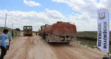 Şanlıurfa’da stabilize yol çalışması