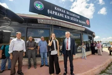 Şaphane’deki düğün salonunu AK Parti yaptı, CHP’li Konak Belediyesi’nin ismi verildi
