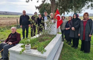 Şehit jandarma er kabri başında dualarla anıldı
