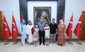 Şehit Piyade Uzman Çavuş Murat Tevlim’in ailesi Vali Aksoy’u ziyaret etti
