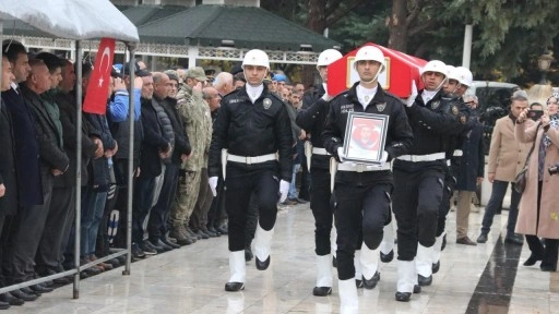 Şehit polis memuru Lütfü Beykoz son yolculuğuna uğurlandı