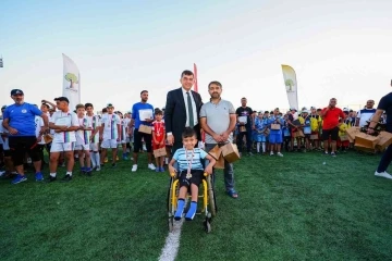 Şehitkamil’de 18 takımdan 400 futbolcu buluştu
