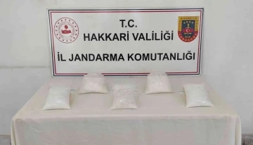 Şemdinli’de 5 kilo metamfetamin ele geçirildi
