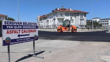 Serdivan’da 5 sokak daha asfaltlandı
