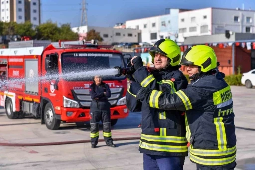 Serebral Palsi hastası gencin itfaiye eri olma hayali gerçek oldu
