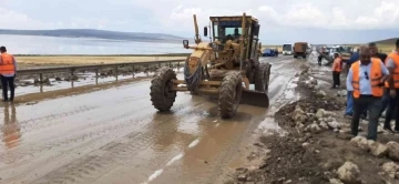 Şereflikoçhisar’da sel büyük hasara neden oldu
