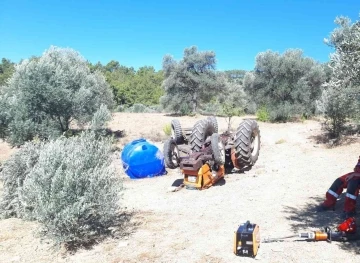 Seydikemer’de traktör devrildi: 1 yaralı
