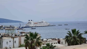 Sezonun dördüncü gemisi Bodrum’a geldi
