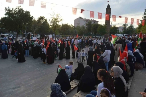 Siirt’te Filistin’e destek yürüyüşü
