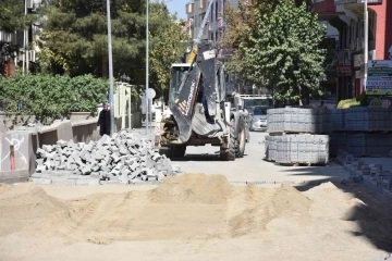 Siirt’te kilit parke ve yol bakım çalışmaları devam ediyor
