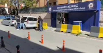 Silah kaçaklarına operasyon: 4 gözaltı
