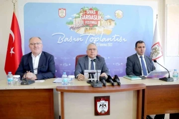 Şimşek:  “Sivaslıların birlikteliğini herkese göstereceğiz”
