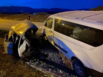 Sinop’ta 2 kişinin öldüğü kazada minibüs şoförü tutuklandı
