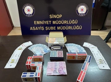 Sinop’ta kumar oynatılan mekana baskın
