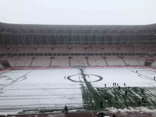 Sivasspor, Kasımpaşa maçının oynanmasına karar verildi
