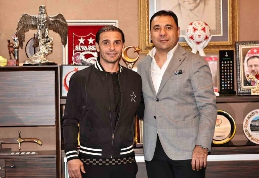 Sivasspor’un sportif direktörü Abdurrahman Dereli oldu
