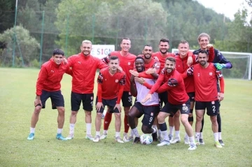 Sivasspor, yeni sezon hazırlıklarına devam etti
