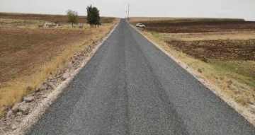 Siverek kırsalında yol yapım çalışması