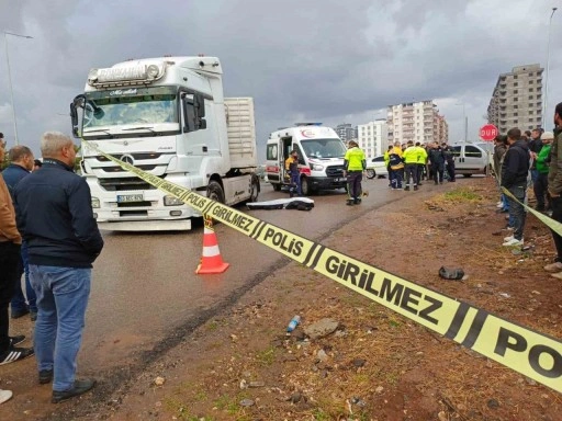 Siverek’teki kazada ölen öğretmen eğitim camiasını yasa boğdu