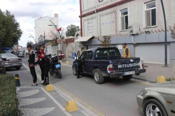 Şok denetimlerde aranan 17 kişi yakalandı
