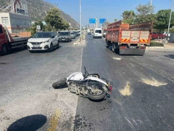 Söke’deki kazada motosiklet sürücüsü yaralandı
