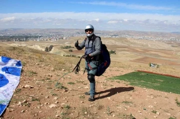 Sonunda bu da oldu, havada usturalı sakal tıraşı
