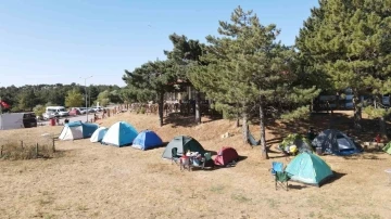 Spil Dağı’nda arama kurtarma derneklerine motivasyon kampı
