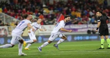 Spor Toto 1. Lig: Altınordu: 2 Adanaspor: 0