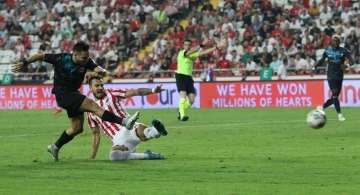 Spor Toto Süper Lig: FT Antalyaspor: 0 - Adana Demirspor: 3 (Maç sonucu)
