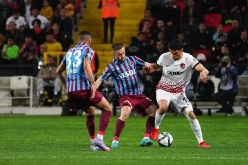 Spor Toto Süper Lig: Gaziantep Futbol Kulübü: 0 - Trabzonspor: 0 (Maç devam ediyor)