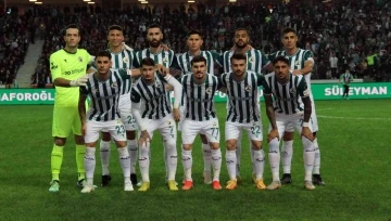 Spor Toto Süper Lig: Giresunspor: 0 - Beşiktaş: 1 (İlk yarı)
