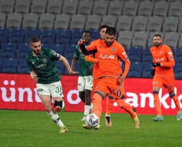 Spor Toto Süper Lig: Medipol Başakşehir: 1 - Konyaspor: 0 (İlk yarı)
