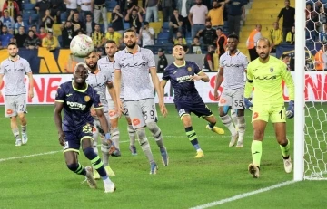 Spor Toto Süper Lig: MKE Ankaragücü: 1 - M. Başakşehir: 2 (Maç sonucu)
