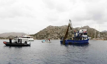 Sualtı arkeoloji kazısı için balıkçı ağları temizlendi
