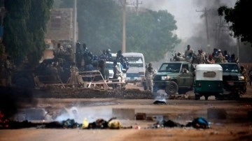 Sudan'da ordu içinde çatışma: Ölü sayısı 330'a yükseldi