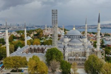 Sultanahmet Camii restorasyon sonrası yeniden ibadete açıldı