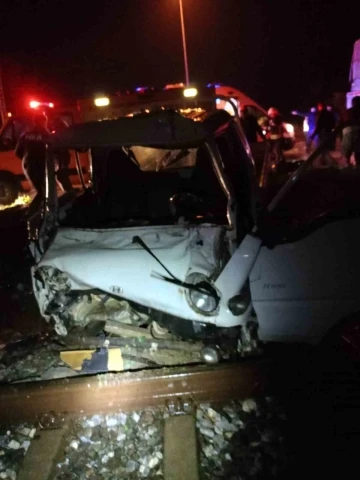 Sultanhisar’daki kazada ağır yaralanan sürücü hayatını kaybetti

