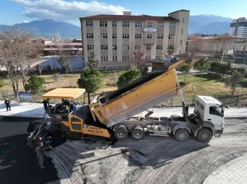 Sümer’de yol ve kaldırım çalışmaları sürüyor
