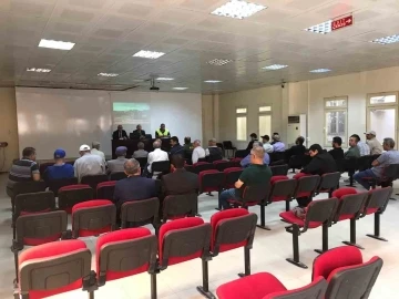 Sungurlu’da servis sürücüleri bilgilendirildi
