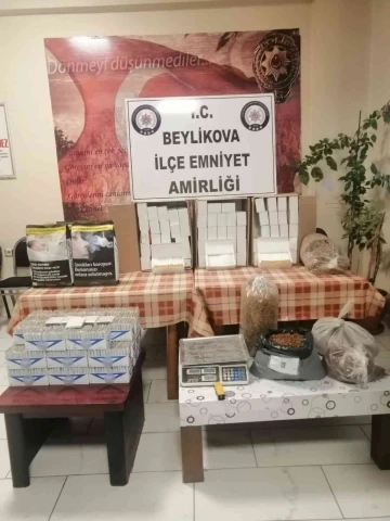 Şüphelenilen araçta kaçak tütün ve malzemeleri ele geçirildi
