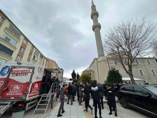 Tadilatı tamamlanan Hz. Ömer Cami ibadete açıldı
