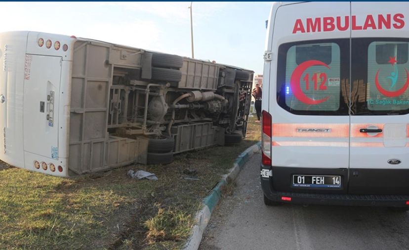 TAG Otoyolu'nda feci kaza! Çok sayıda işçi yaralandı