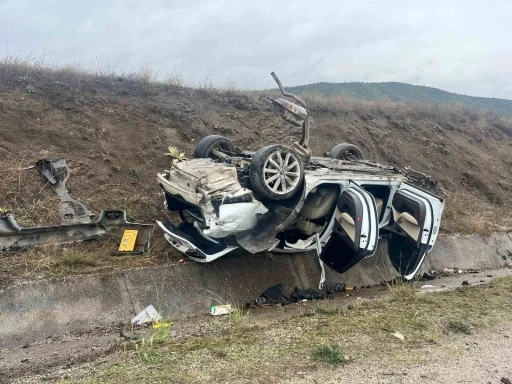 Takla atan milyonluk Audi hurda yığınına döndü
