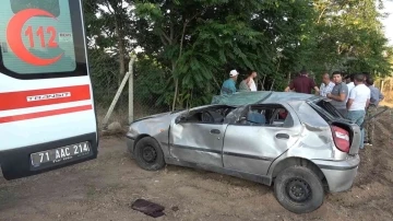 Takla atan otomobil hurdaya döndü: 5 yaralı
