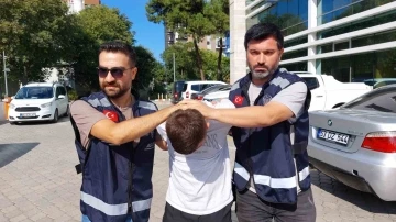 Taksi şoförü arkadaşını öldürdü
